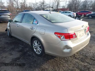 2012 Lexus ES with VIN JTHBK1EG4C2473938, listed as a IAAI auction lot 41505118 with Not Provided miles. Bid and sale history available at carsss.com. Image 3.