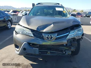 2013 Toyota RAV4 LE with VIN 2T3ZFREV1DW062149, listed as a IAAI auction lot 41862328 with 105,865 mi miles. Bid and sale history available at carsss.com. Image 6.