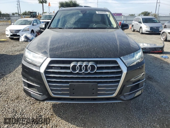 2019 Audi Q7 Premium Plus with VIN WA1LHAF7XKD024487, listed as a Copart auction lot 58400285 with 74,156 mi miles and Salvage title. Bid and sale history available at DreamBid. Image 5.