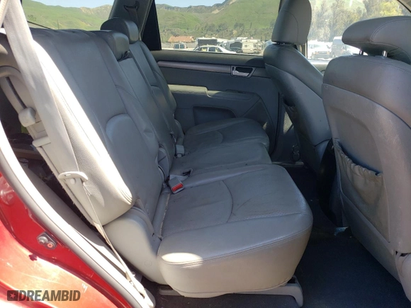 2009 Kia Borrego LX with VIN KNDJJ741795034935, listed as a Copart auction lot 51610745 with 221,854 mi miles and Clean Title. Bid and sale history available at carsss.com. Image 10.