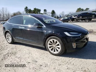 2017 Tesla Model X 90D z VIN 5YJXCBE23HF057270, wystawiony jako Copart lot #51056605 z przebiegiem 45 541 mil mil oraz Szkody całkowita. Historia ofert i sprzedaży dostępna na DreamBid. Obrazek 4.