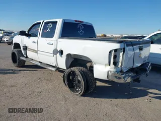 2009 Chevrolet Silverado 1500 LT with VIN 3GCEC23J89G284239, listed as a IAAI auction lot 41394941 with 341,236 mi miles. Bid and sale history available at carsss.com. Image 3.