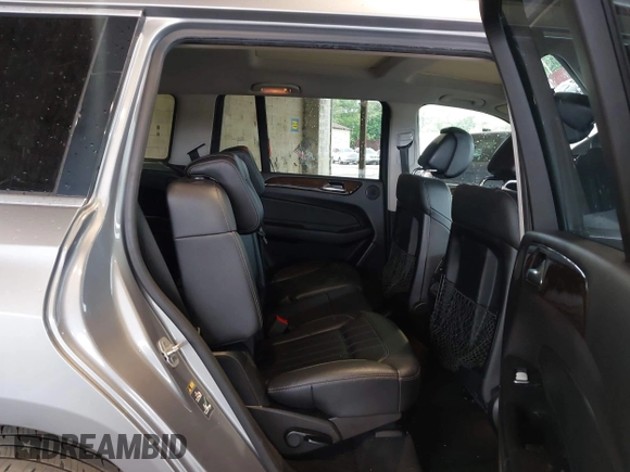2017 Mercedes-Benz GLS 450 с VIN 4JGDF6EE7HA773931, выставлен на аукционе IAAI как лот 42308022 с пробегом 81 298 миль миль и . История ставок и продаж доступна на DreamBid. Изображение 8.