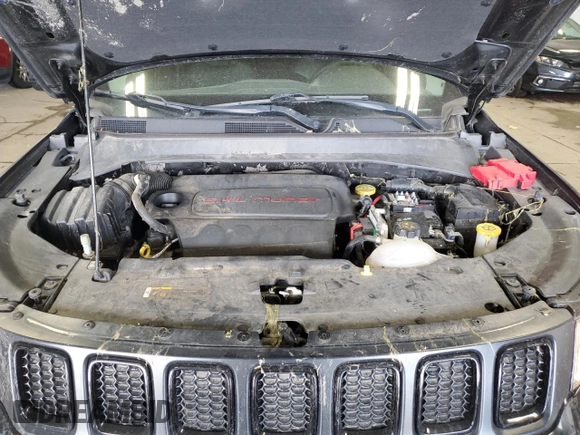 2019 Jeep Compass Altitude with VIN 3C4NJCBB4KT715498, listed as a Copart auction lot 60856305 with 55,307 mi miles and Salvage title. Bid and sale history available at DreamBid. Image 12.