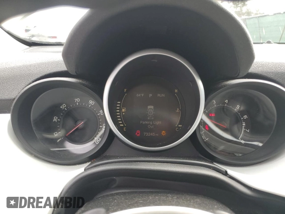 2016 FIAT 500X Pop с VIN ZFBCFXAT9GP372602, выставлен на аукционе Copart как лот 88290725 с пробегом 73 245 миль миль и Списание • Salvage title. История ставок и продаж доступна на DreamBid. Изображение 9.