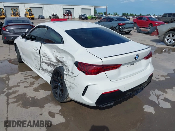 2025 BMW 4 Series M440i с VIN WBA73DA08SCT12903, выставлен на аукционе IAAI как лот 42461458 с пробегом Не указан миль и . История ставок и продаж доступна на DreamBid. Изображение 3.