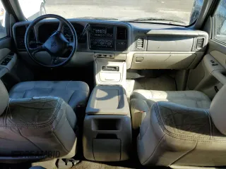 2001 Chevrolet Suburban LS with VIN 3GNEC16T91G205180, listed as a Copart auction lot 76508844 with 0 mi miles and Salvage Title. Bid and sale history available at carsss.com. Image 8.