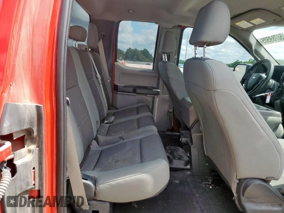 2015 Ford F-150 XL с VIN 1FTEX1C83FKD41267, выставлен на аукционе Copart как лот 58789505 с пробегом 146 249 миль миль и Списание • Salvage title. История ставок и продаж доступна на DreamBid. Изображение 10.