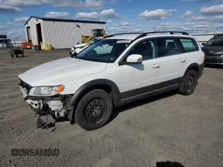 2011 Volvo XC70 3.2L with VIN YV4940BZ3B1115161, listed as a Copart auction lot 52045445 with 112,714 mi miles and Salvage Title. Bid and sale history available at DreamBid. Image 1.