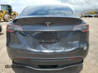 2024 Tesla Model Y Long Range with VIN 7SAYGAEE5RF088151, listed as a Copart auction lot 52651015 with 6,185 mi miles and Clean title. Bid and sale history available at DreamBid. Image 6.
