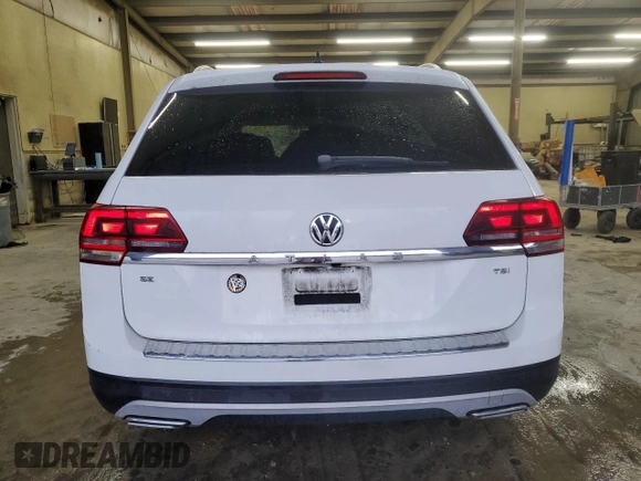 2018 Volkswagen Atlas SE with VIN 1V2CP2CA4JC596141, listed as a Copart auction lot 52216345 with Not provided miles and Salvage title. Bid and sale history available at DreamBid. Image 6.