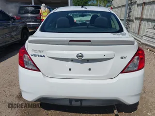 2017 Nissan Versa SV z VIN 3N1CN7AP6HL842992, wystawiony jako IAAI lot #42001775 z przebiegiem Nie podano mil oraz . Historia ofert i sprzedaży dostępna na DreamBid. Obrazek 15.