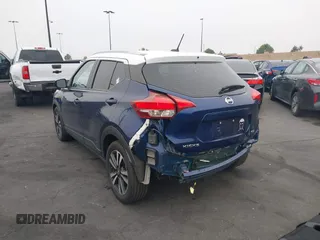 2020 Nissan Kicks SV with VIN 3N1CP5CV2LL501138, listed as a IAAI auction lot 42140257 with 56,959 mi miles. Bid and sale history available at carsss.com. Image 3.