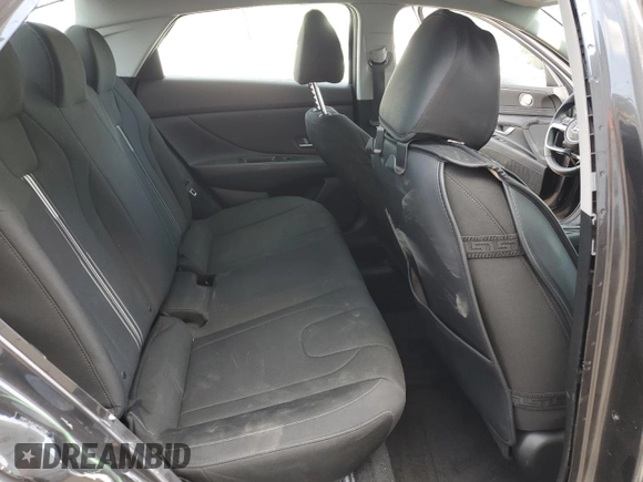 2023 Hyundai Elantra SEL z VIN 5NPLS4AG6PH113264, wystawiony jako Copart lot #56045275 z przebiegiem 32 134 mil mil oraz Szkoda całkowita • Salvage title. Historia ofert i sprzedaży dostępna na DreamBid. Obrazek 10.
