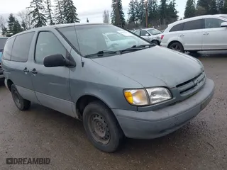 1999 Toyota Sienna CE with VIN 4T3GF19C8XU094781, listed as a IAAI auction lot 41852043 with 279,278 mi miles. Bid and sale history available at carsss.com. Image 1.