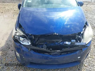 2011 Toyota Prius I with VIN JTDKN3DU2B5315803, listed as a IAAI auction lot 42092280 with 235,799 mi miles. Bid and sale history available at carsss.com. Image 6.