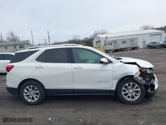 2020 Chevrolet Equinox LT with VIN 2GNAXUEVXL6168646, listed as a IAAI auction lot 41941475 with 131,800 mi miles. Bid and sale history available at carsss.com. Image 12.