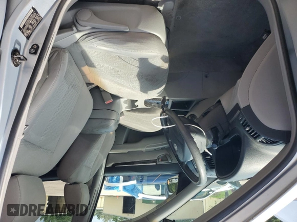 2007 Hyundai Santa Fe GLS with VIN 5NMSG73D37H058349, listed as a Copart auction lot 63931415 with 201,843 mi miles and Clean title. Bid and sale history available at DreamBid. Image 7.
