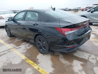 2023 Hyundai Elantra SEL with VIN KMHLM4AG0PU520797, listed as a IAAI auction lot 41681156 with 37,184 mi miles. Bid and sale history available at carsss.com. Image 3.