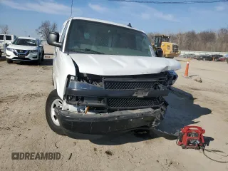 2018 Chevrolet Express Cargo Van with VIN 1GCWGAFG3J1331358, listed as a Copart auction lot 48845795 with 118,894 mi miles and Salvage Title. Bid and sale history available at carsss.com. Image 5.