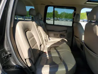 2005 Ford Explorer XLT с VIN 1FMZU73E25UA80666, выставлен на аукционе Copart как лот 53262445 с пробегом 210 387 миль миль и Списание • Salvage title. История ставок и продаж доступна на DreamBid. Изображение 12.