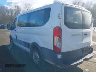 2016 Ford Transit XL z VIN 1FMZK1ZM7GKA95759, wystawiony jako IAAI lot #41426684 z przebiegiem 173 573 mil mil oraz . Historia ofert i sprzedaży dostępna na DreamBid. Obrazek 3.