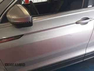 2024 Volkswagen Tiguan SE z VIN 3VV3B7AX7RM105271, wystawiony jako IAAI lot #42752403 z przebiegiem 27 050 mil mil oraz . Historia ofert i sprzedaży dostępna na DreamBid. Obrazek 31.