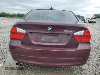 2007 BMW 3 Series 328i z VIN WBAVA33547KX76185, wystawiony jako Copart lot #57923175 z przebiegiem 177 710 mil mil oraz Czysty tytuł • Clean title. Historia ofert i sprzedaży dostępna na DreamBid. Obrazek 6.