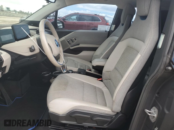 2014 BMW i3 with VIN WBY1Z2C53EV284116, listed as a Copart auction lot 47068395 with 2,304 mi miles and Non Repairable. Bid and sale history available at carsss.com. Image 7.
