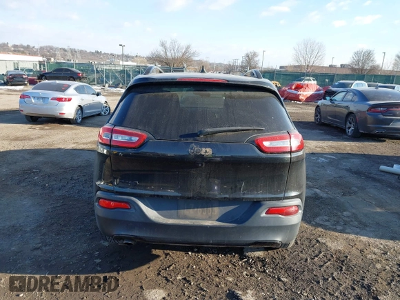 2016 Jeep Cherokee Latitude with VIN 1C4PJMCB1GW153316, listed as a IAAI auction lot 41430871 with 107,684 mi miles and . Bid and sale history available at carsss.com. Image 17.