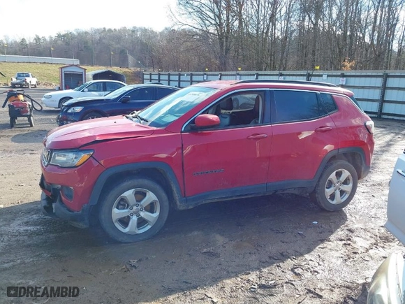 2018 Jeep Compass Latitude with VIN 3C4NJDBB3JT249146, listed as a IAAI auction lot 41208876 with NaN miles. Bid and sale history available at carsss.com. Image 14.