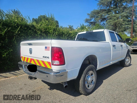 2018 Ram 2500 Tradesman with VIN 3C6UR5HJ7JG390147, listed as a Copart auction lot 65432385 with 79,265 mi miles and Clean title. Bid and sale history available at DreamBid. Image 4.