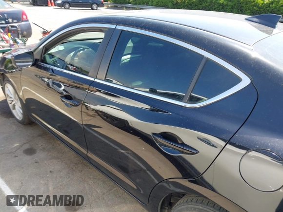 2017 Acura ILX z VIN 19UDE2F38HA009388, wystawiony jako IAAI lot #42133763 z przebiegiem 66 561 mil mil oraz . Historia ofert i sprzedaży dostępna na DreamBid. Obrazek 15.