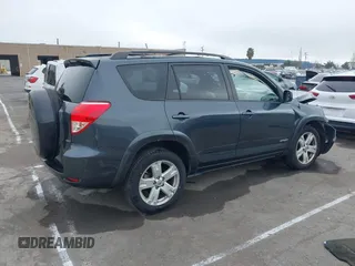 2006 Toyota RAV4 Sport with VIN JTMBK32V266009852, listed as a IAAI auction lot 41664566 with 176,515 mi miles. Bid and sale history available at carsss.com. Image 4.