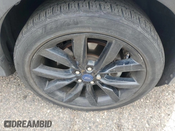 2018 Ford Escape SE z VIN 1FMCU9GDXJUA69802, wystawiony jako IAAI lot #42413413 z przebiegiem 92 564 mil mil oraz . Historia ofert i sprzedaży dostępna na DreamBid. Obrazek 2.