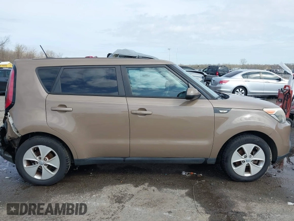 2014 Kia Soul with VIN KNDJN2A24E7110811, listed as a IAAI auction lot 41727977 with 149,707 mi miles. Bid and sale history available at carsss.com. Image 13.