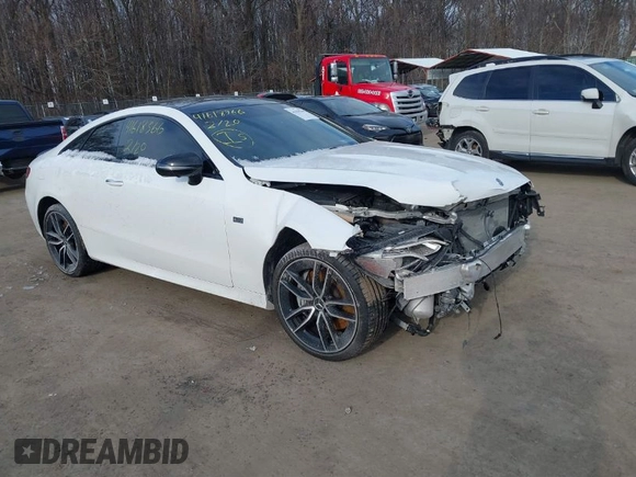 2019 Mercedes-Benz E-Class AMG E 53 with VIN WDD1J6BB9KF083601, listed as a IAAI auction lot 41618366 with 44,960 mi miles. Bid and sale history available at carsss.com. Image 1.