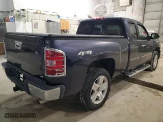 2008 Chevrolet Silverado 1500 LTZ with VIN 1GCEK19YX8Z126520, listed as a Copart auction lot 87890405 with 105,193 mi miles and Salvage Title. Bid and sale history available at carsss.com. Image 3.