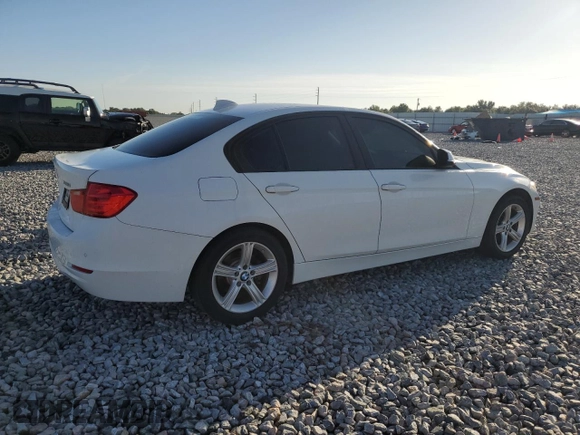 2014 BMW 3 Series 328i xDrive z VIN WBA3B5G53ENS07740, wystawiony jako Copart lot #61913665 z przebiegiem 149 874 mil mil oraz Czysty tytuł • Clean title. Historia ofert i sprzedaży dostępna na DreamBid. Obrazek 3.