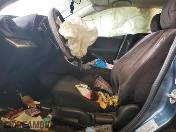 2010 Mazda 3 i SV with VIN JM1BL1SF2A1135533, listed as a Copart auction lot 52078105 with Not Provided miles and Salvage Title. Bid and sale history available at DreamBid. Image 7.