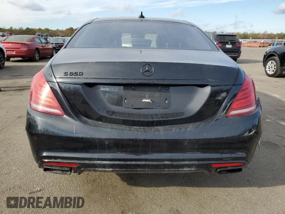2017 Mercedes-Benz S 550 z VIN WDDUG8FB7HA324174, wystawiony jako Copart lot #79862674 z przebiegiem 157 624 mil mil oraz Nie do naprawy • Non repairable. Historia ofert i sprzedaży dostępna na DreamBid. Obrazek 6.