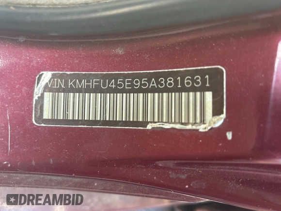 2005 Hyundai XG z VIN KMHFU45E95A381631, wystawiony jako Copart lot #57705005 z przebiegiem 202 730 mil mil oraz Tytuł czysty. Historia ofert i sprzedaży dostępna na DreamBid. Obrazek 10.