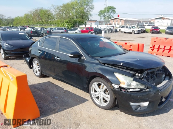 2015 Nissan Altima SL with VIN 1N4BL3AP2FC481413, listed as a IAAI auction lot 42079875 with 176,513 mi miles and . Bid and sale history available at carsss.com. Image 13.