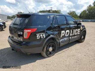 2014 Ford Utility Police Interceptor with VIN 1FM5K8AR5EGC25973, listed as a Copart auction lot 73301164 with 111,209 mi miles and Salvage Title. Bid and sale history available at carsss.com. Image 3.