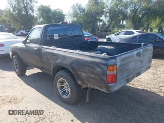 1994 Toyota Pickup z VIN 4TARN81A2RZ306507, wystawiony jako IAAI lot #41834087 z przebiegiem 164 855 mil mil oraz . Historia ofert i sprzedaży dostępna na DreamBid. Obrazek 3.
