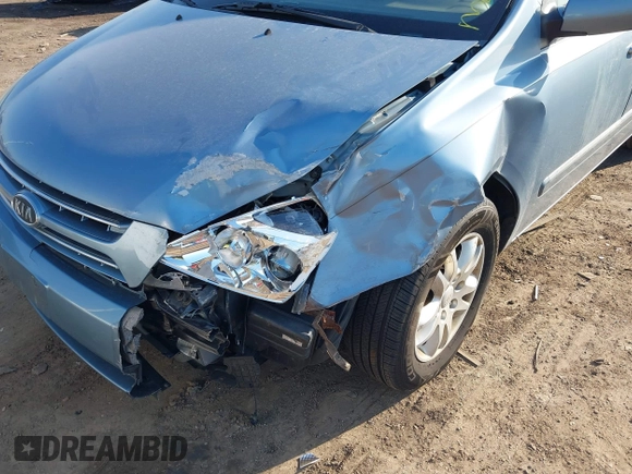 2010 Kia Sedona EX with VIN KNDMH4C38A6334878, listed as a IAAI auction lot 41772024 with 208,818 mi miles. Bid and sale history available at carsss.com. Image 6.