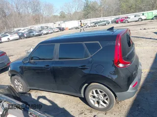 2020 Kia Soul LX with VIN KNDJ23AU5L7057436, listed as a IAAI auction lot 41503824 with 89,110 mi miles. Bid and sale history available at carsss.com. Image 14.