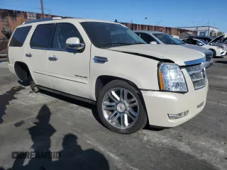 2014 Cadillac Escalade Premium z VIN 1GYS3CEF6ER187689, wystawiony jako Copart lot #80765134 z przebiegiem 114 012 mil mil oraz Szkoda całkowita • Salvage title. Historia ofert i sprzedaży dostępna na DreamBid. Obrazek 4.