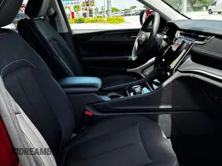 2024 Jeep Grand Cherokee Laredo X с VIN 1C4RJGAG3RC708070, выставлен на аукционе Copart как лот 66686465 с пробегом 51 973 миль миль и Чистый • Clean title. История ставок и продаж доступна на DreamBid. Изображение 5.