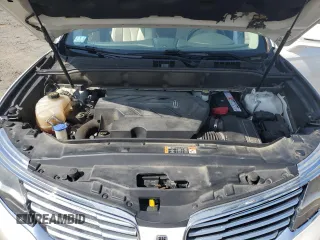 2016 Lincoln MKX Reserve with VIN 2LMTJ8LPXGBL38015, listed as a Copart auction lot 60981375 with 101,589 mi miles and Salvage title. Bid and sale history available at DreamBid. Image 12.
